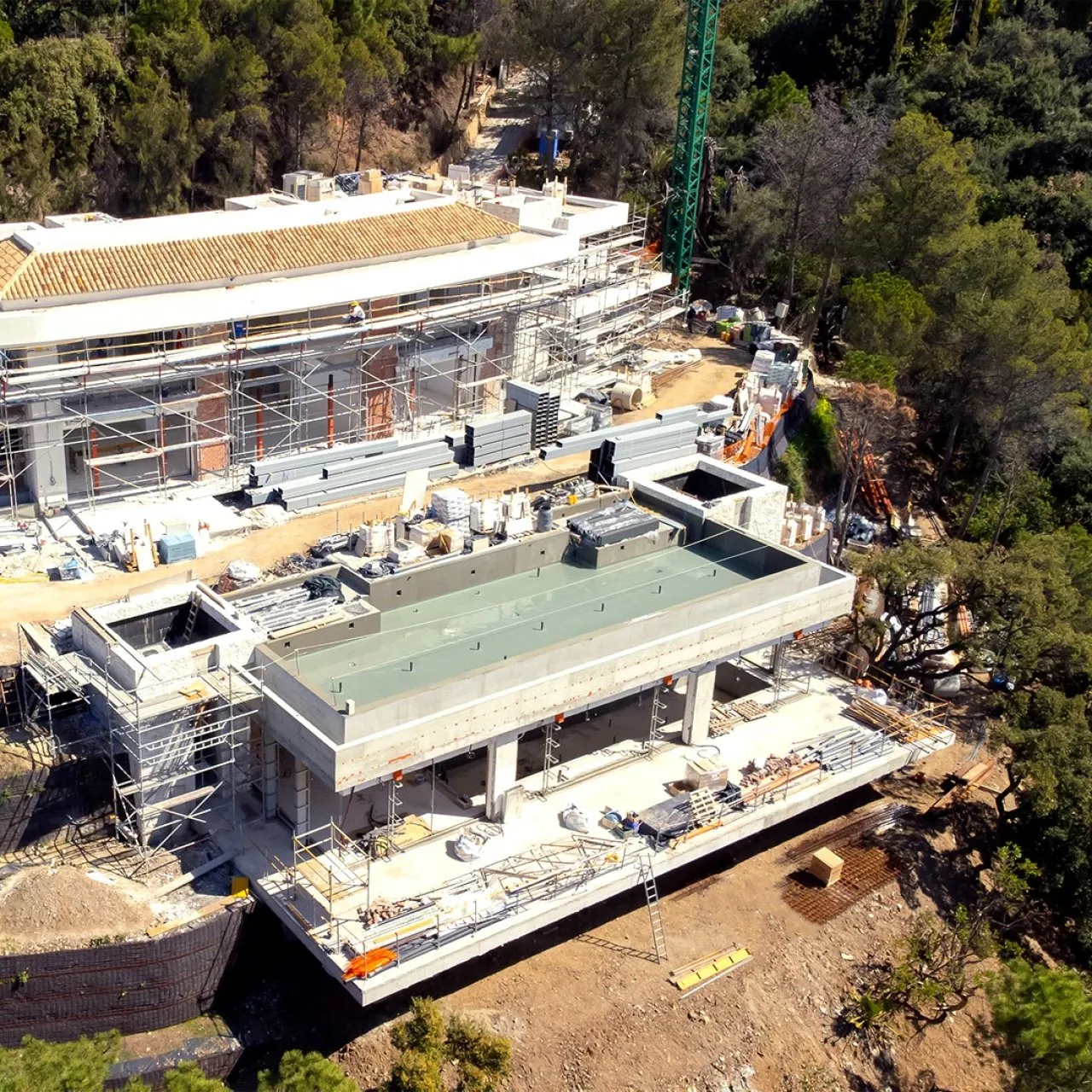 Premium Perimeter Security Solutions: Barb Wire Fence Installation for Luxury Villa in Bophut, Koh Samui