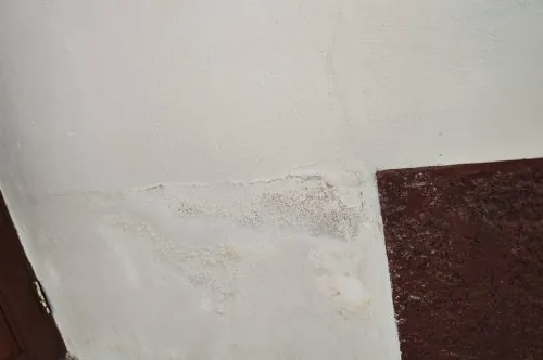 Peeling Paint & Bubbling Walls Fix in Koh Samui | Professional Repair