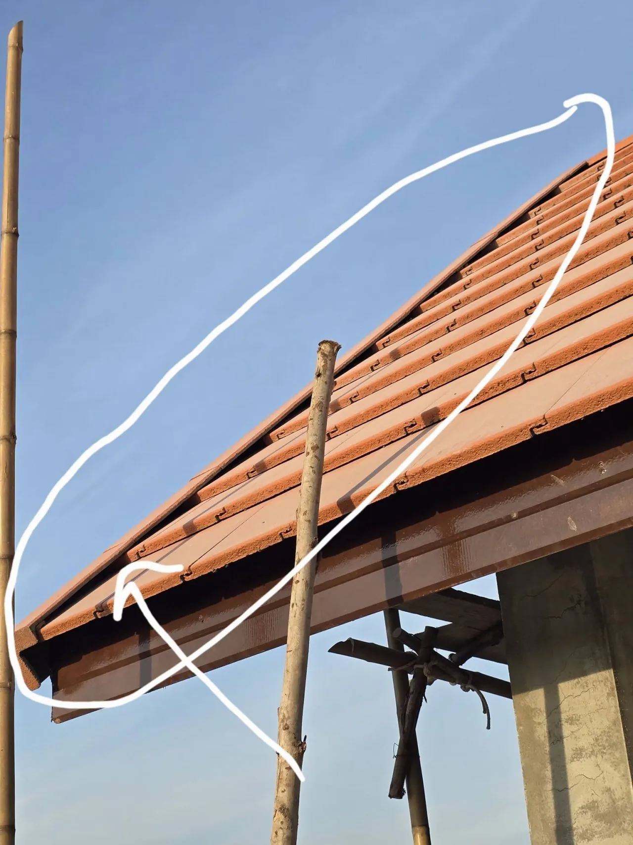 Roof Tile Gaps: Should You Seal Them with Cement? | Koh Samui Expert Guide