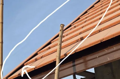 Roof Tile Gaps: Should You Seal Them with Cement? | Koh Samui Expert Guide