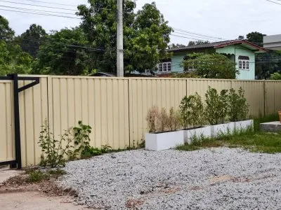 Professional Metal Sheet Fence Installation in Koh Samui | CHK Structure